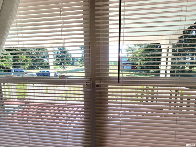 $365,000 | 365 Hanging Rock Road, Flora, IL 62839