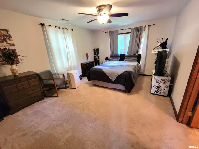 $365,000 | 365 Hanging Rock Road, Flora, IL 62839