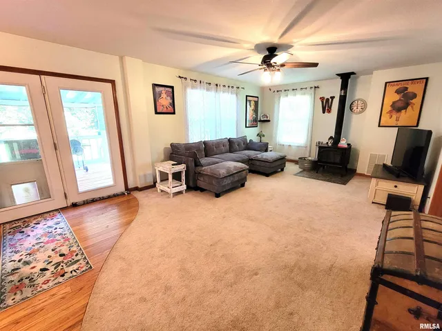 $365,000 | 365 Hanging Rock Road, Flora, IL 62839