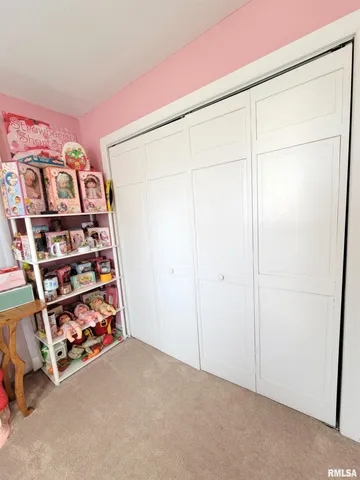 $365,000 | 365 Hanging Rock Road, Flora, IL 62839