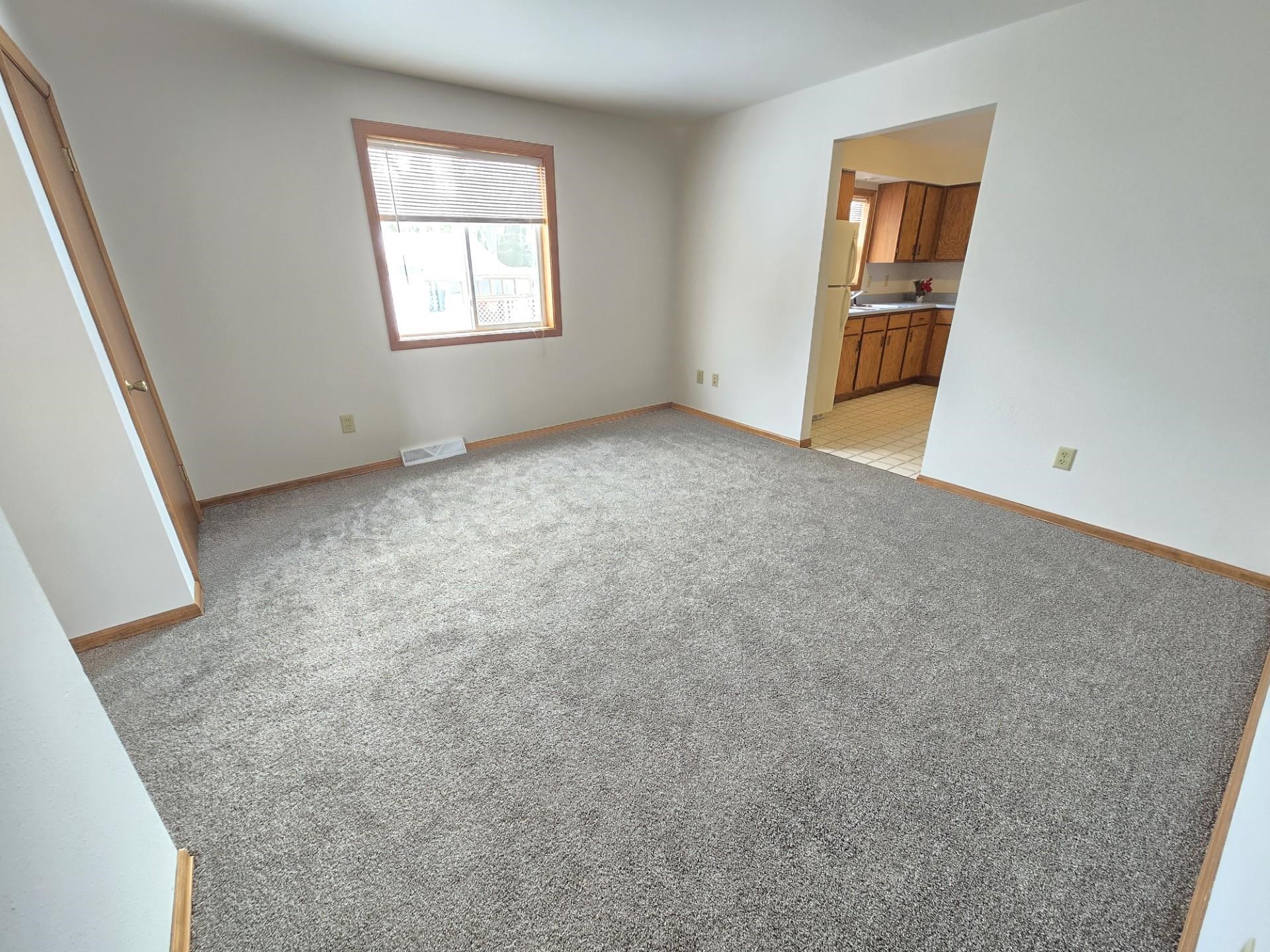 522 Metomen Street Ripon, WI 54971 - Photo 8 of 25