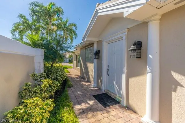 $525,000 | 7819 Ionio Court, Naples, FL 34114