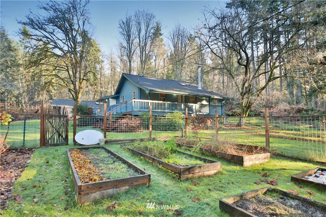 6427 Maxwelton Road Clinton, WA 98236 - Photo 26 of 40 Gallery Image 26