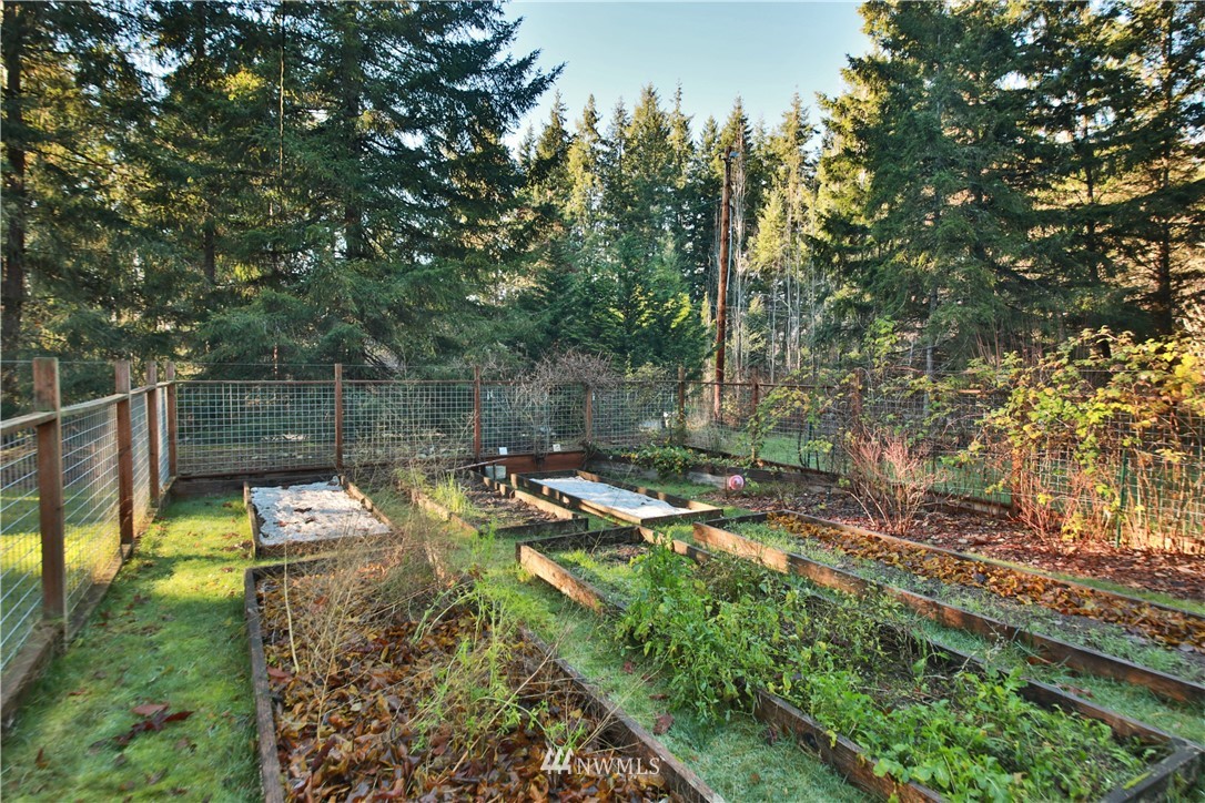 6427 Maxwelton Road Clinton, WA 98236 - Photo 28 of 40 Gallery Image 28