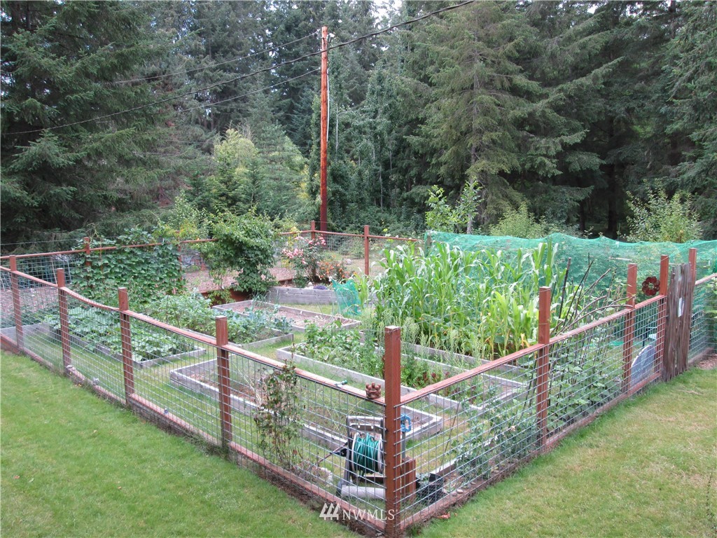 6427 Maxwelton Road Clinton, WA 98236 - Photo 29 of 40 Gallery Image 29