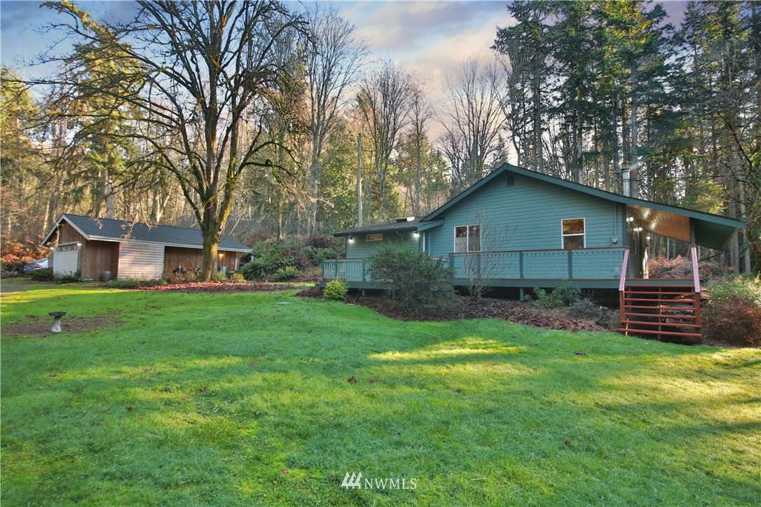 6427 Maxwelton Road Clinton, WA 98236 - Photo 32 of 40 Gallery Image 32