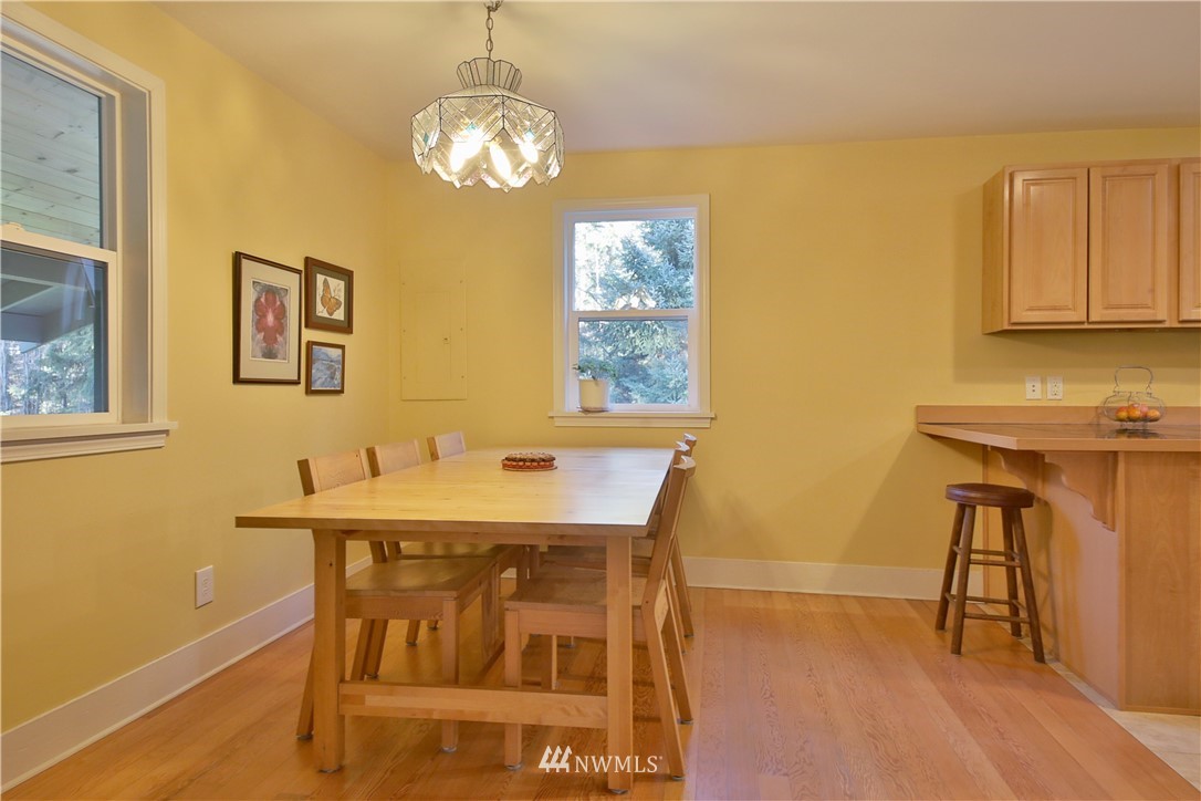 6427 Maxwelton Road Clinton, WA 98236 - Photo 8 of 40 Gallery Image 8