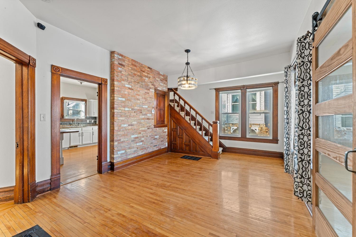 404 3rd Street Baraboo, WI 53913 - Photo 3 of 45