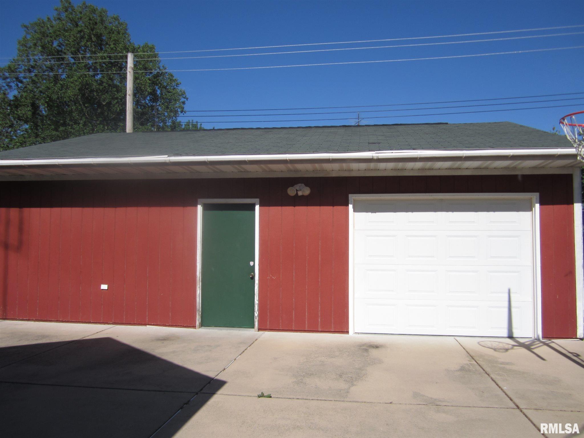 2060 North 5th Street Springfield, IL 62702 - Photo 38 of 44