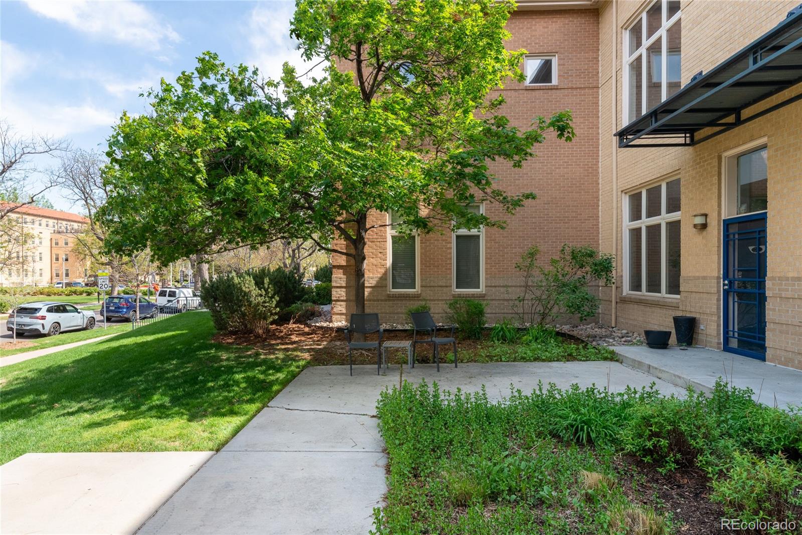 275 Rampart Way, Unit 208 Denver, CO 80230 - Photo 3 of 25 Gallery Image 3