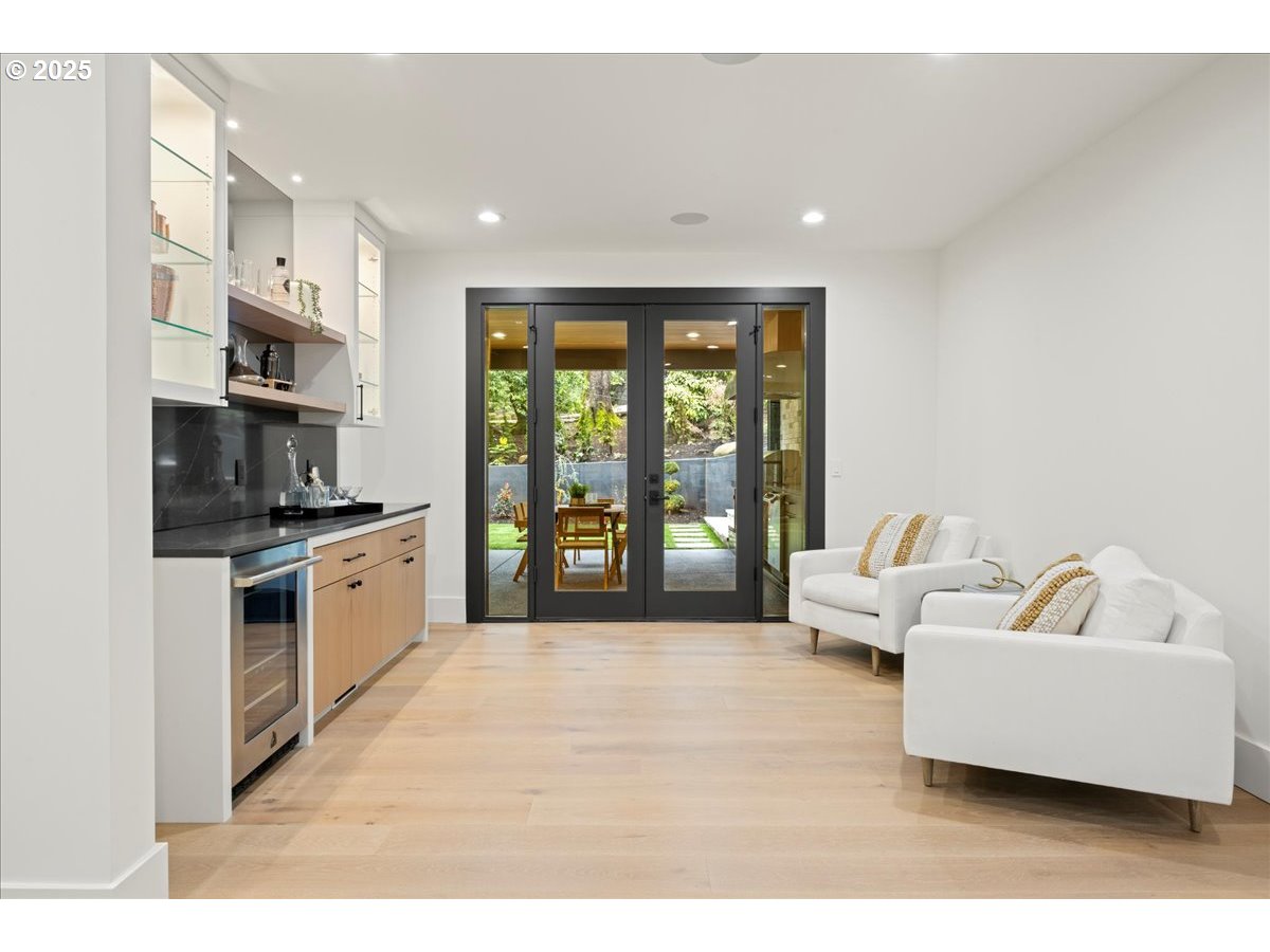 1572 Chandler Road Lake Oswego, OR 97034 - Photo 16 of 47 a living room with stainless steel appliances furniture and a open kitchen view