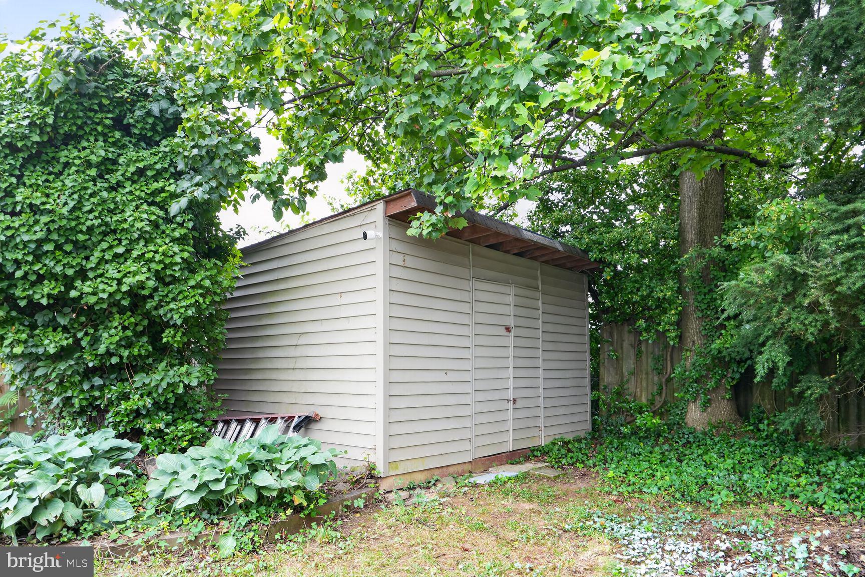 7304 Dickenson Street Springfield, VA 22150 - Photo 51 of 51 Garden Shed