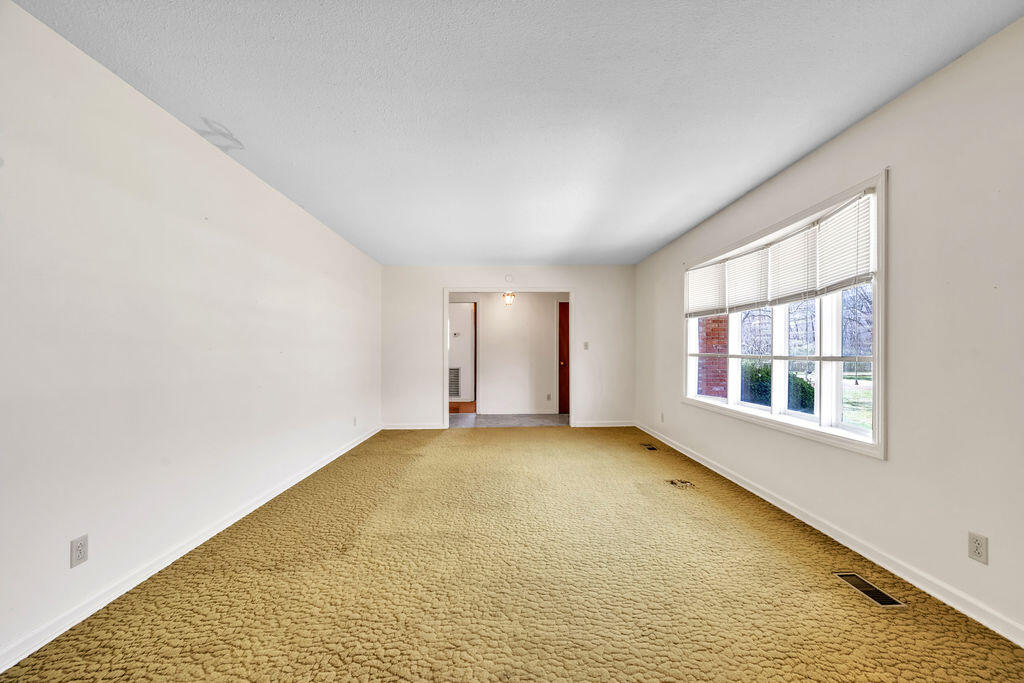 6914 Starlite Road Hixson, TN 37343 - Photo 11 of 57 6914StarLite-12