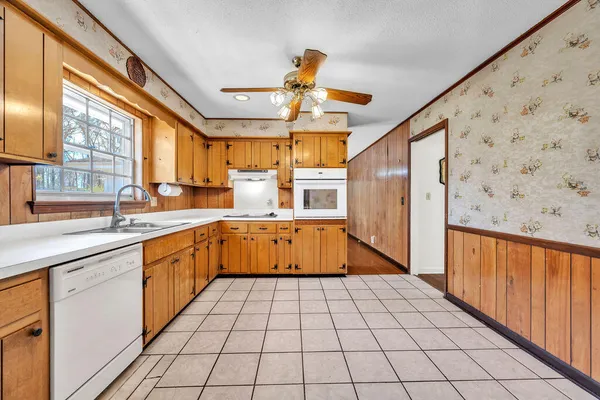 $465,000 | 6914 Starlite Road, Hixson, TN 37343