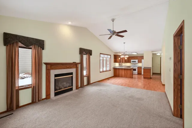 $299,900 | 531 Cedar Court, Taylors Falls, MN 55084