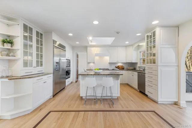 $2,200,000 | 21 Kolbert Drive, Scarsdale, NY 10583