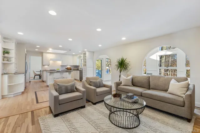 $2,200,000 | 21 Kolbert Drive, Scarsdale, NY 10583