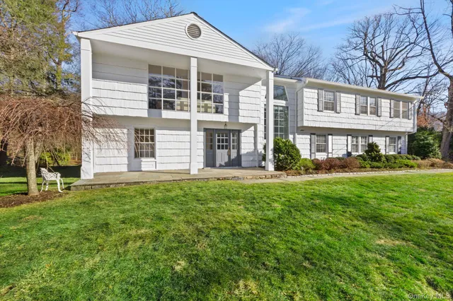 $2,200,000 | 21 Kolbert Drive, Scarsdale, NY 10583