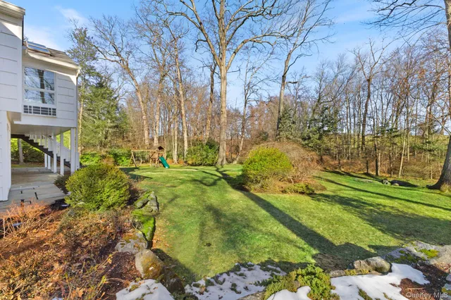 $2,200,000 | 21 Kolbert Drive, Scarsdale, NY 10583