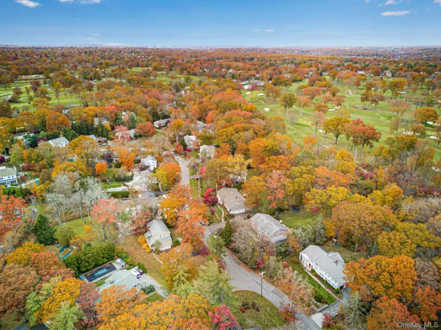 $2,200,000 | 21 Kolbert Drive, Scarsdale, NY 10583