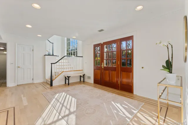 $2,200,000 | 21 Kolbert Drive, Scarsdale, NY 10583