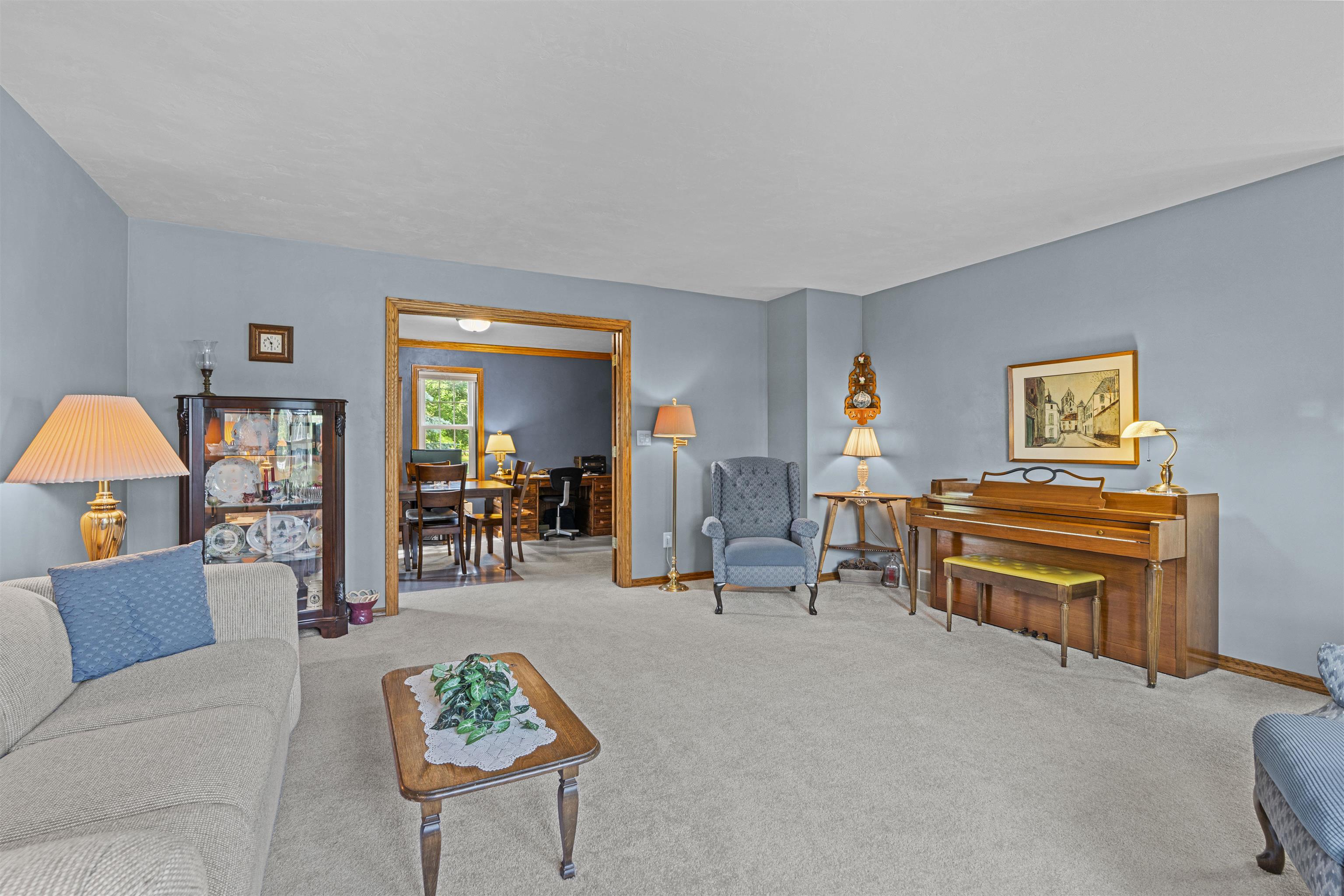 N340 Tamarack Circle Appleton, WI 54915 - Photo 8 of 81