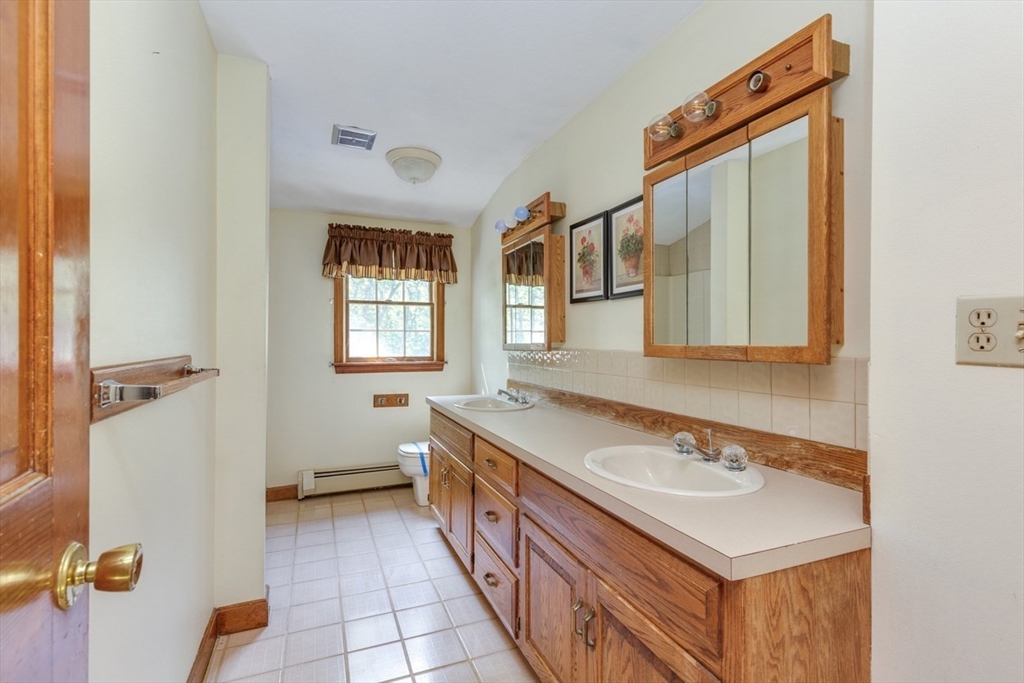 67 Porter Road Boxford, MA 01921 - Photo 16 of 21 Gallery Image 16