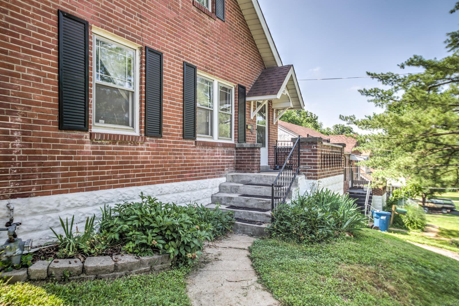 2965 Ridgeway Avenue St. Louis, MO 63114 - Photo 3 of 21 Gallery Image 3
