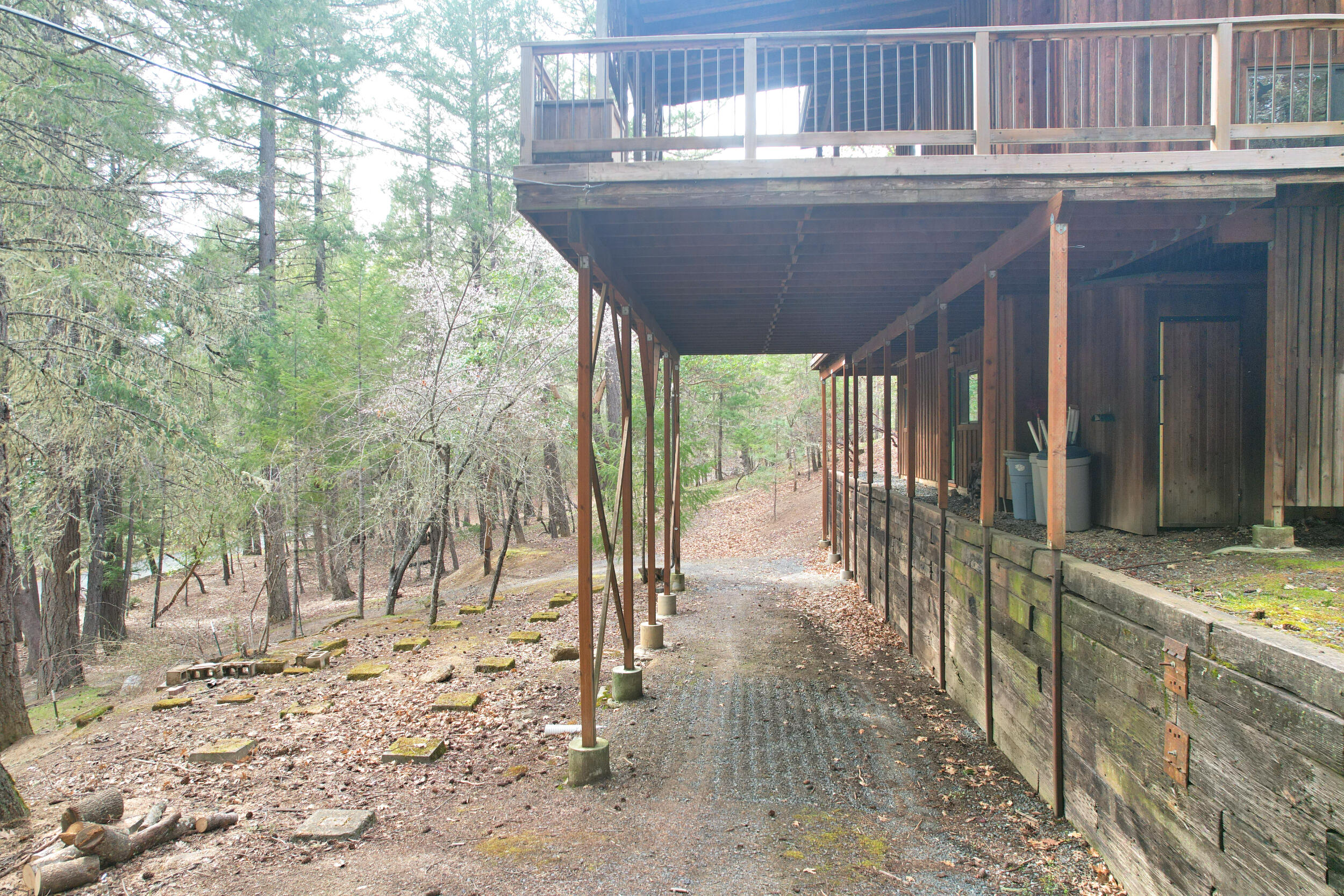 939 Beaver Creek Road Jacksonville, OR 97530 - Photo 41 of 53 drivethrough