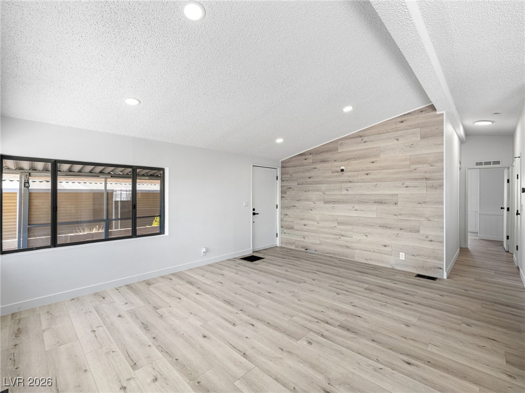 5466 Petaca Road Las Vegas, NV 89122 - Photo 7 of 27