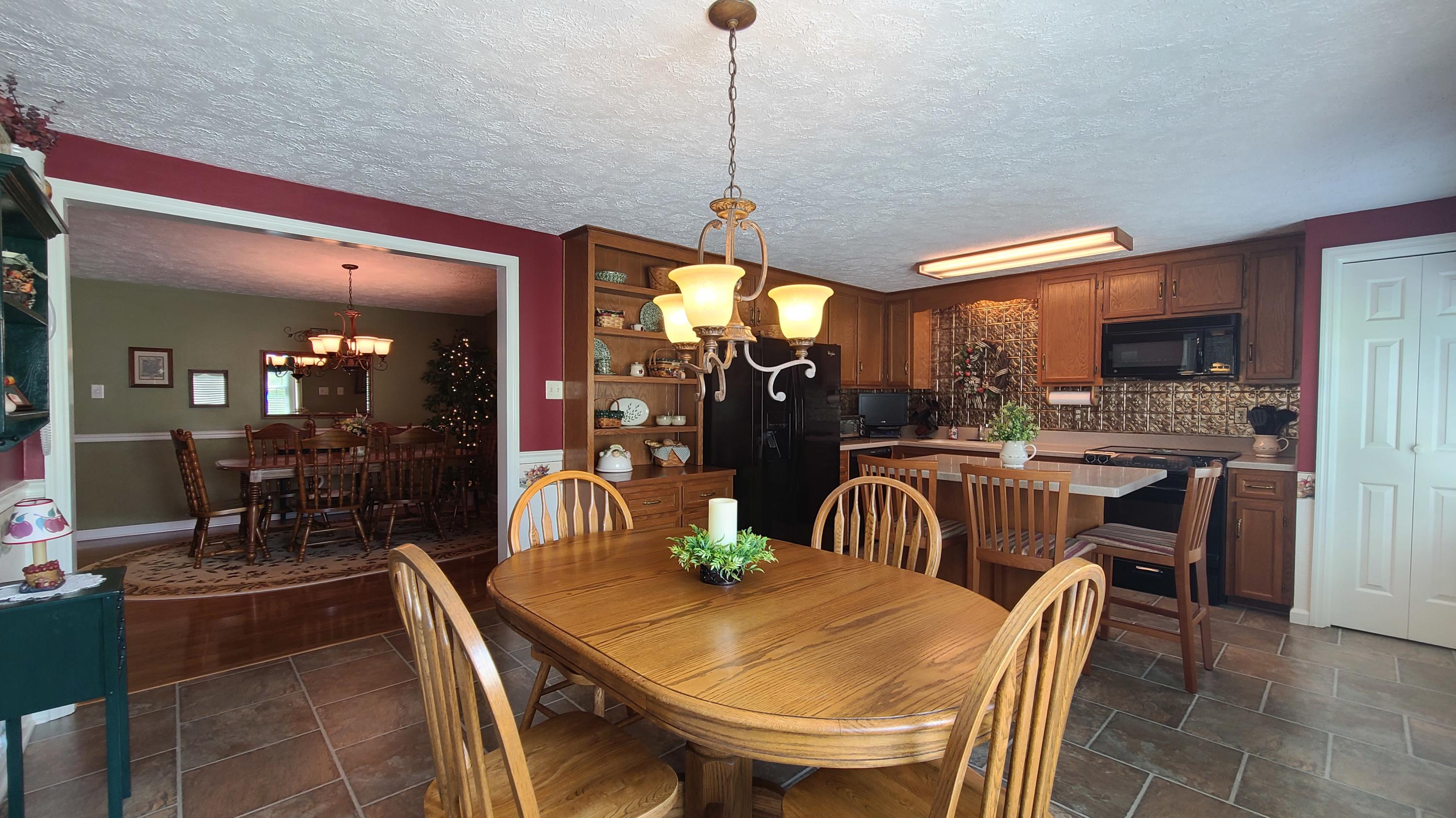 6826 Tinkerdale Road Roanoke, VA 24019 - Photo 13 of 40 20200710_112113