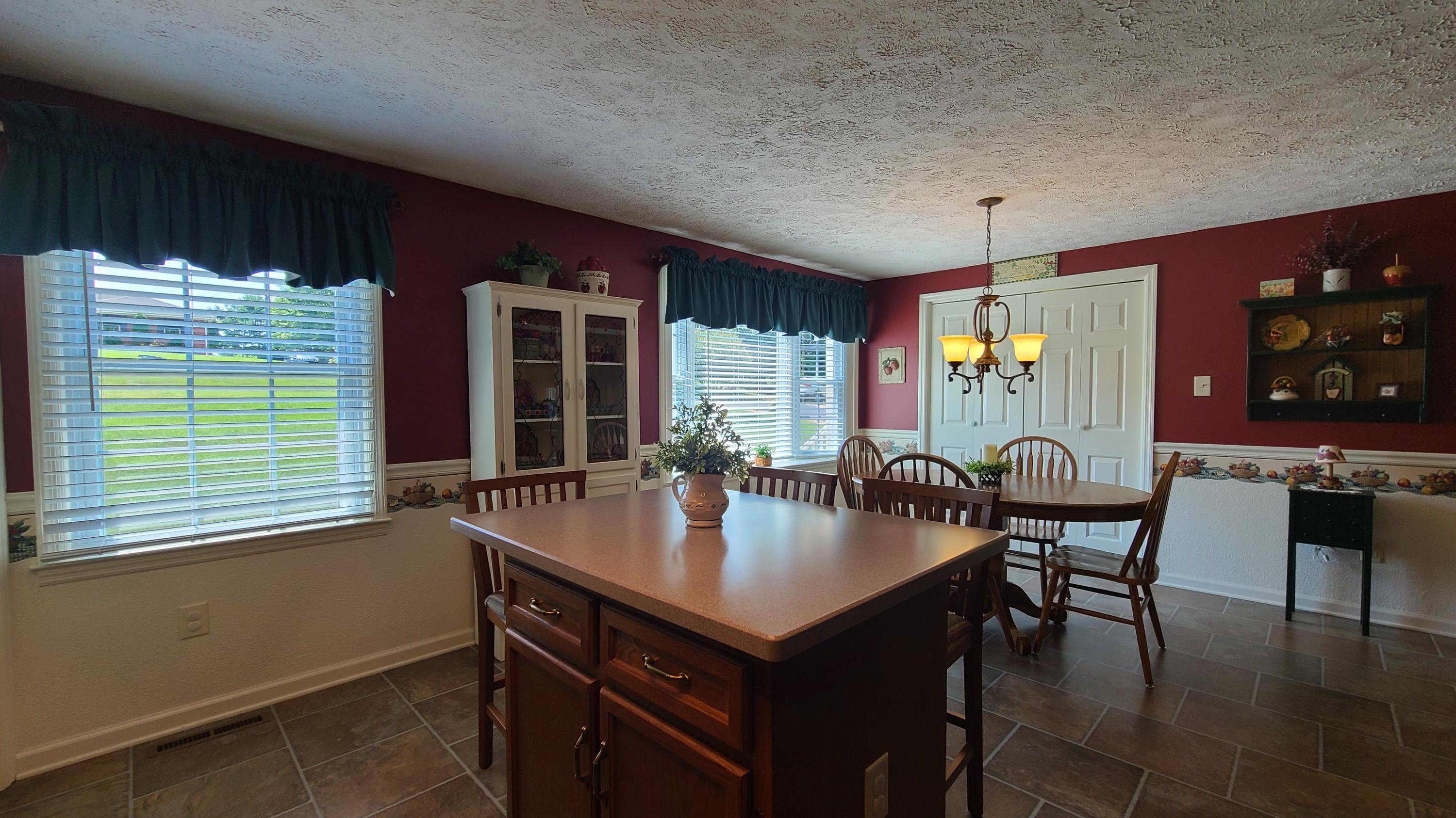 6826 Tinkerdale Road Roanoke, VA 24019 - Photo 16 of 40 20200710_112219
