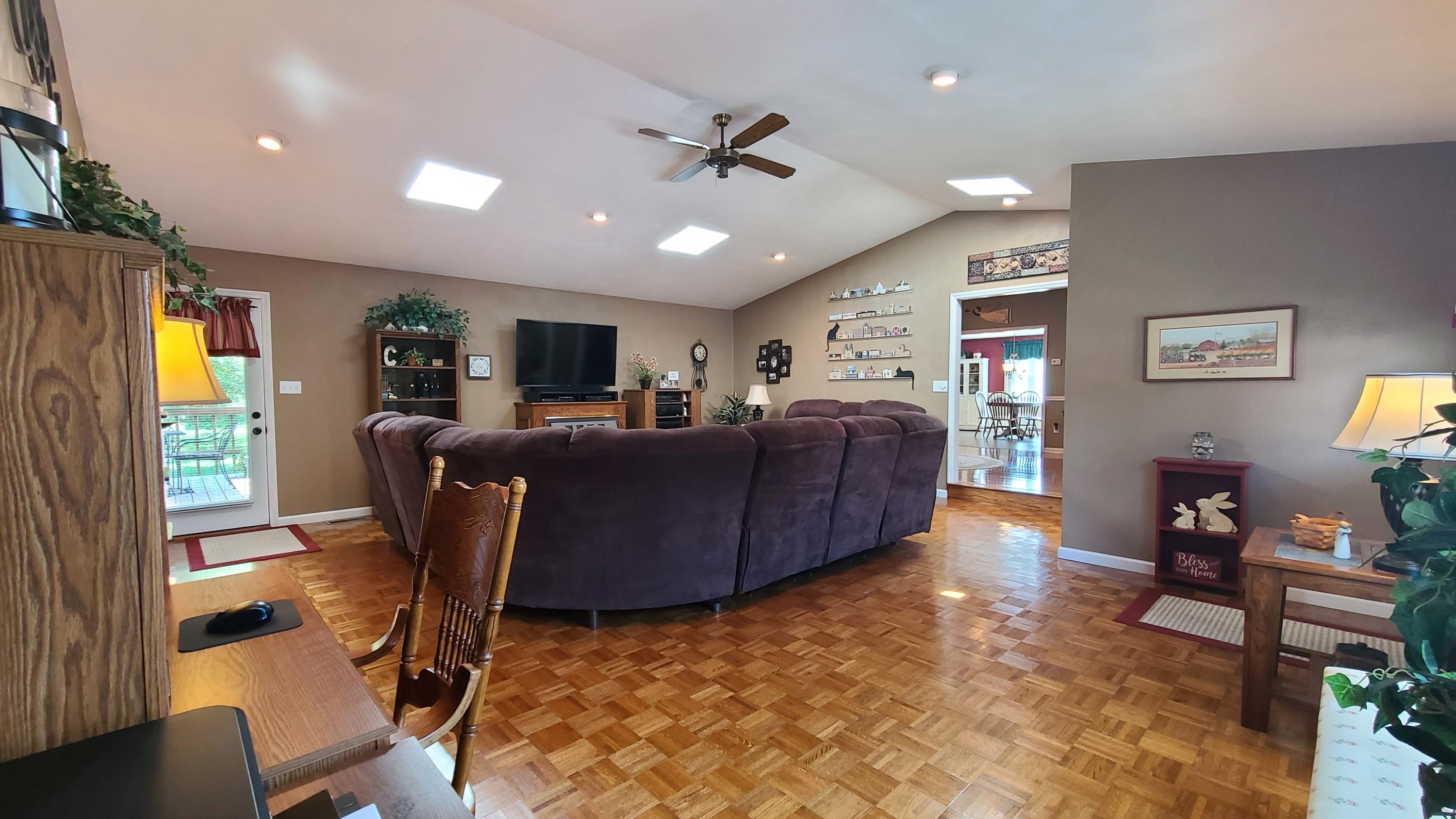 6826 Tinkerdale Road Roanoke, VA 24019 - Photo 22 of 40 20200710_112448