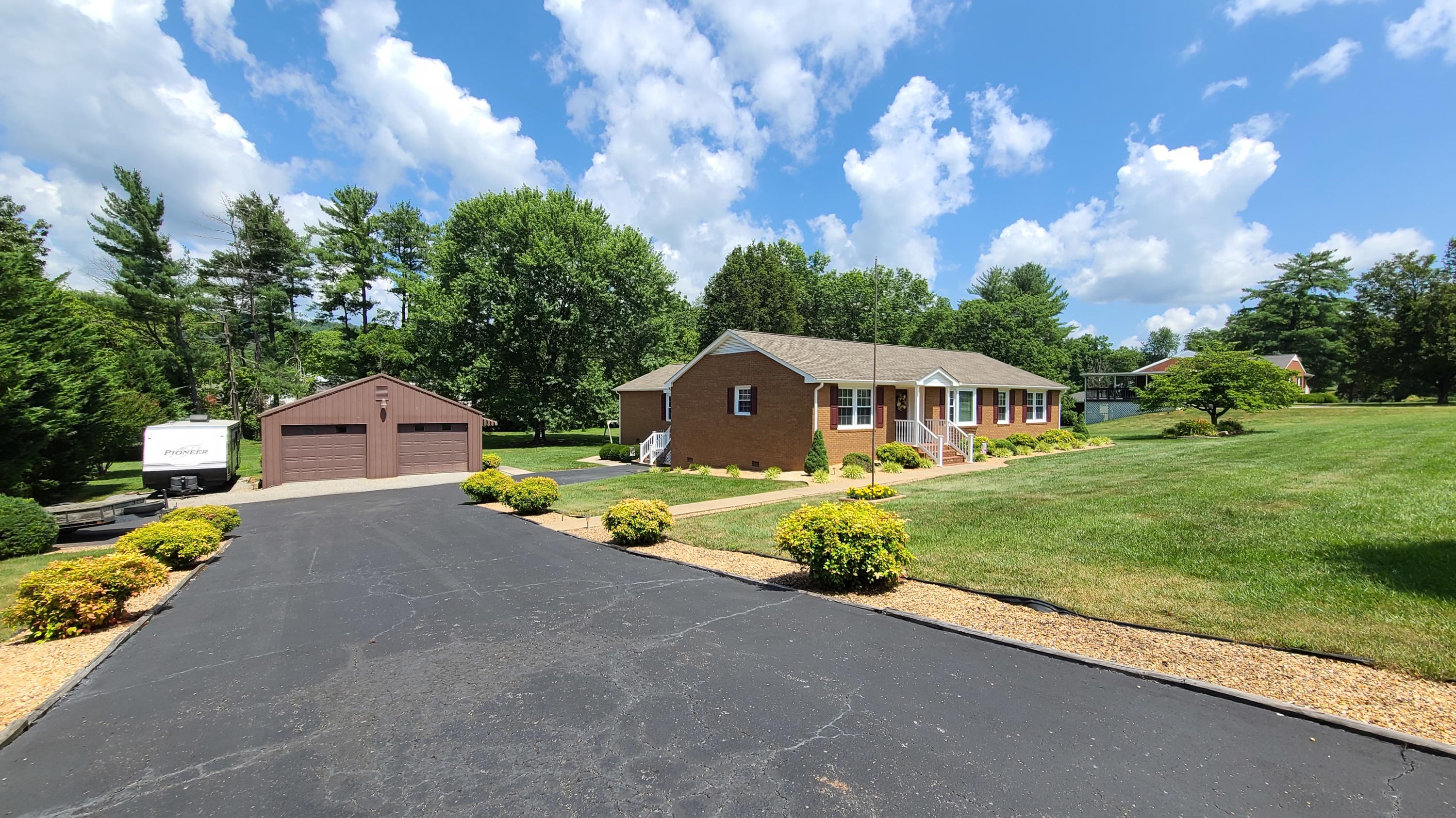 6826 Tinkerdale Road Roanoke, VA 24019 - Photo 40 of 40 Front of home
