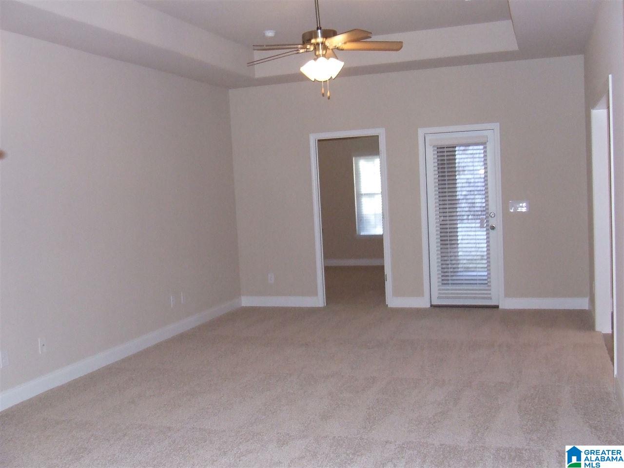 348 Vincent Street Alabaster, AL 35007 - Photo 11 of 34