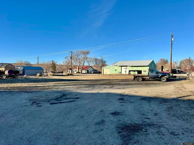 $170,000 | 125 Penland Street, Baggs, WY 82321