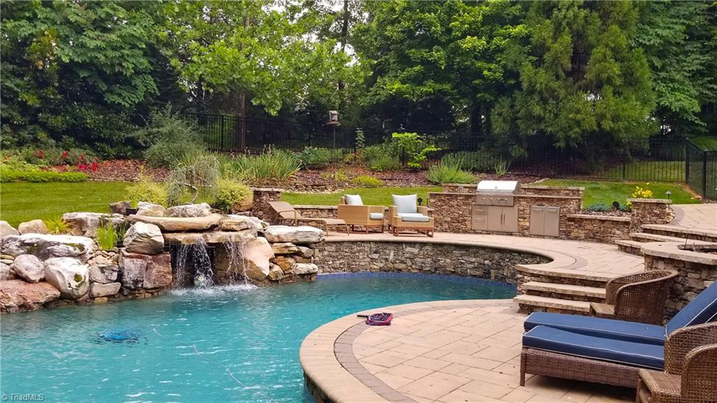 8307 Linville Oaks Drive Oak Ridge, NC 27310 - Photo 3 of 41 Gallery Image 3