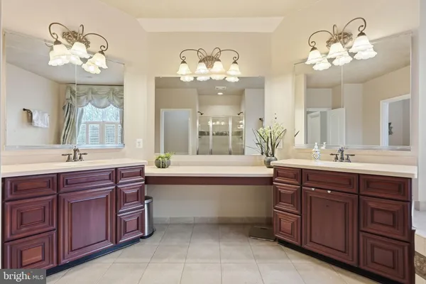 $1,448,000 | 9 Goldfinch Circle, Phoenixville, PA 19460