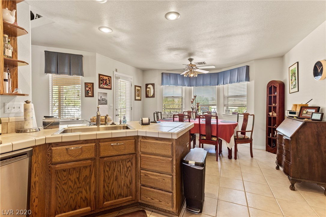 2011 South Blagg Road Pahrump, NV 89048 - Photo 12 of 50 Gallery Image 12