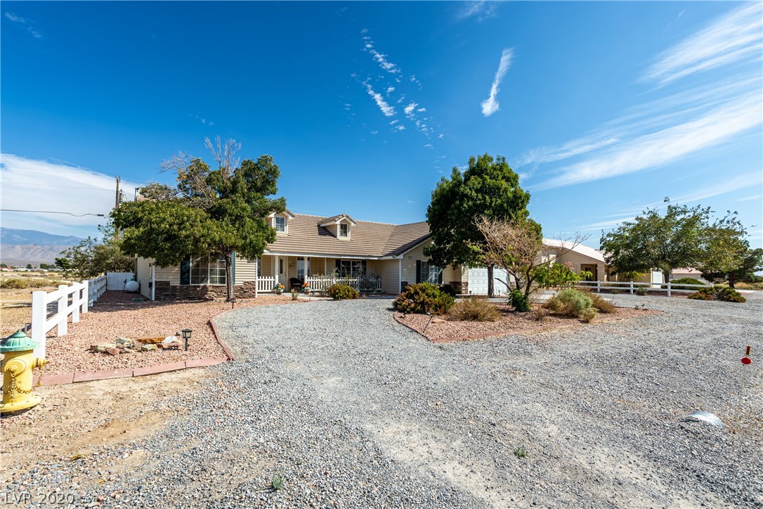 2011 South Blagg Road Pahrump, NV 89048 - Photo 2 of 50 Gallery Image 2