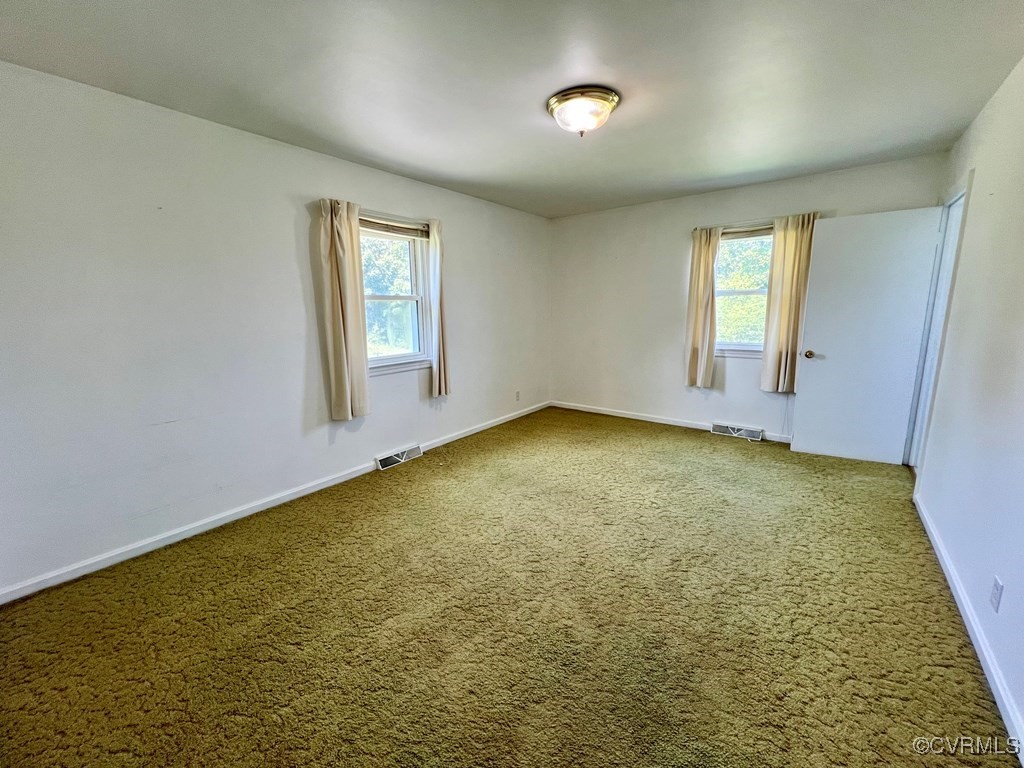 1502 Totuskey Church Road Warsaw, VA 22572 - Photo 9 of 27 Gallery Image 9