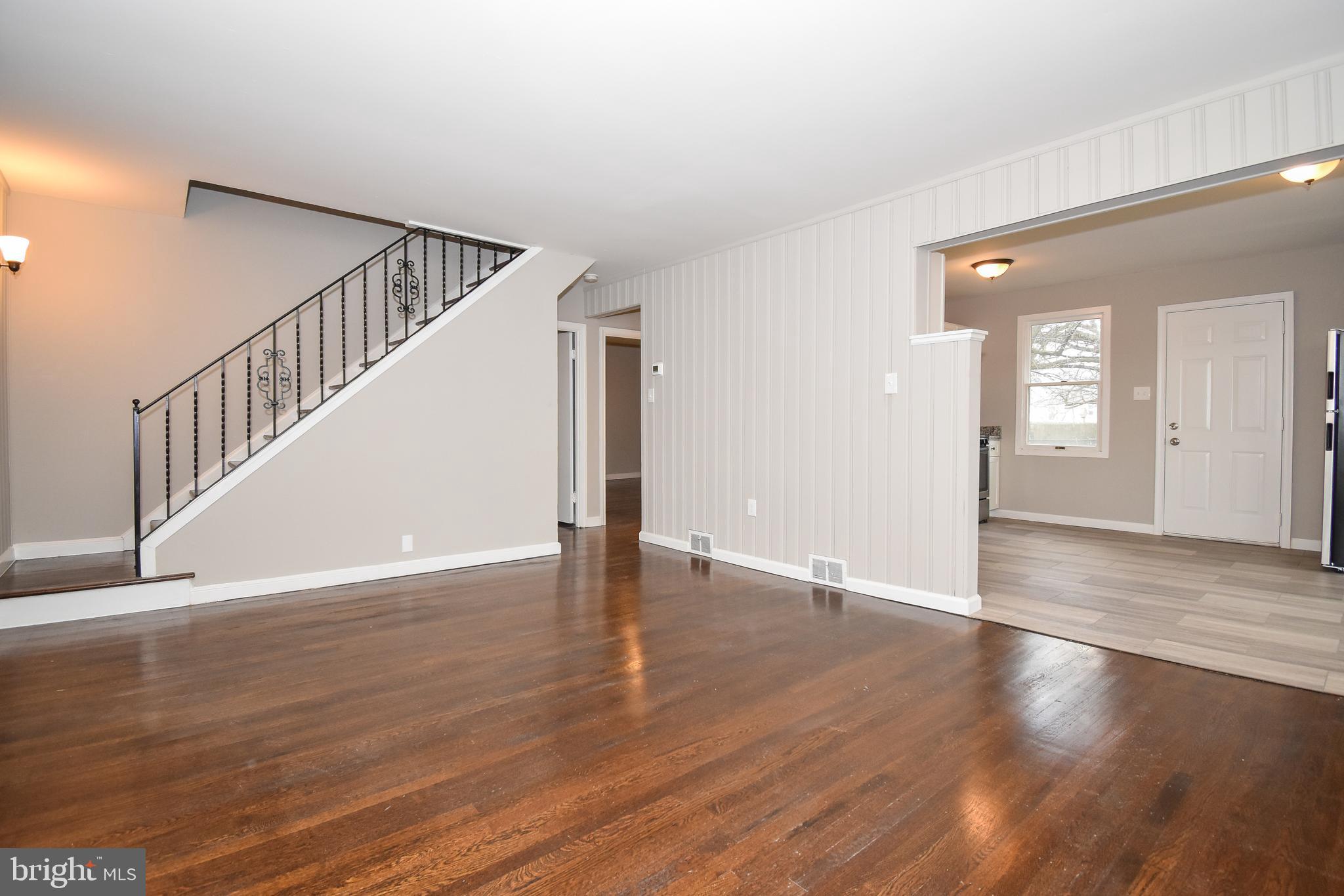 209 East Evesham Road Runnemede, NJ 08078 - Photo 2 of 15