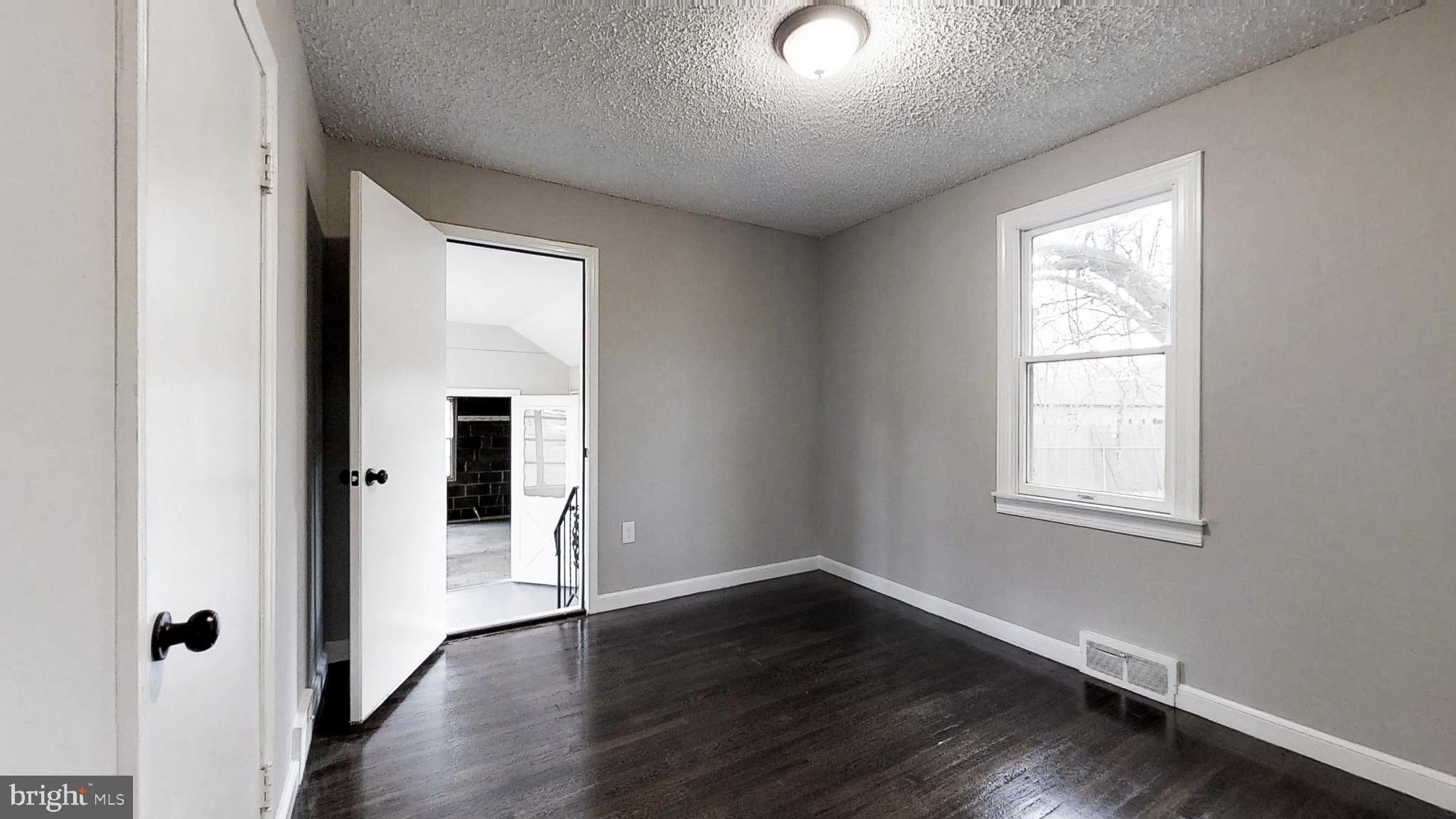 209 East Evesham Road Runnemede, NJ 08078 - Photo 8 of 15