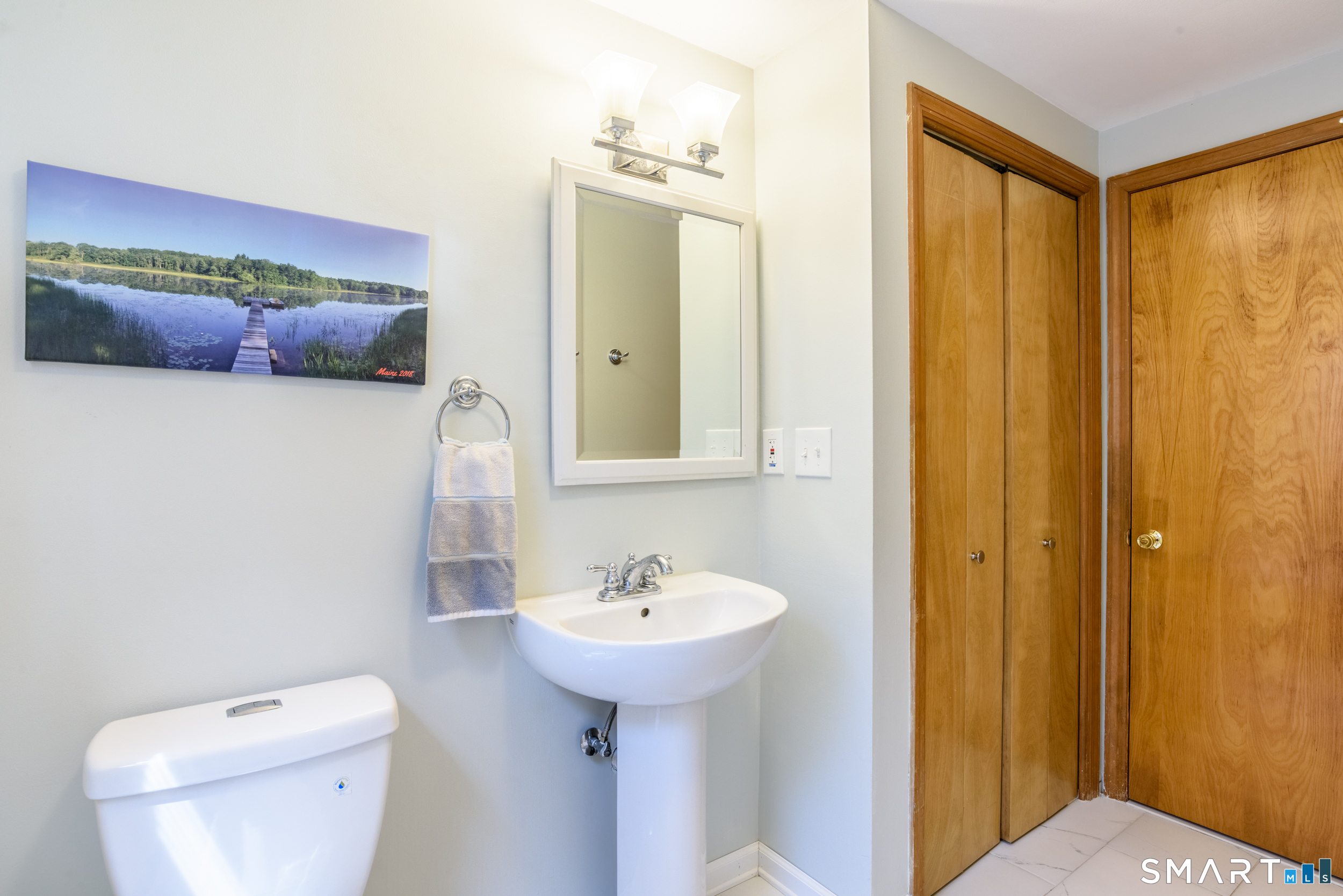 105 Meadow Wood Road Stratford, CT 06614 - Photo 31 of 37