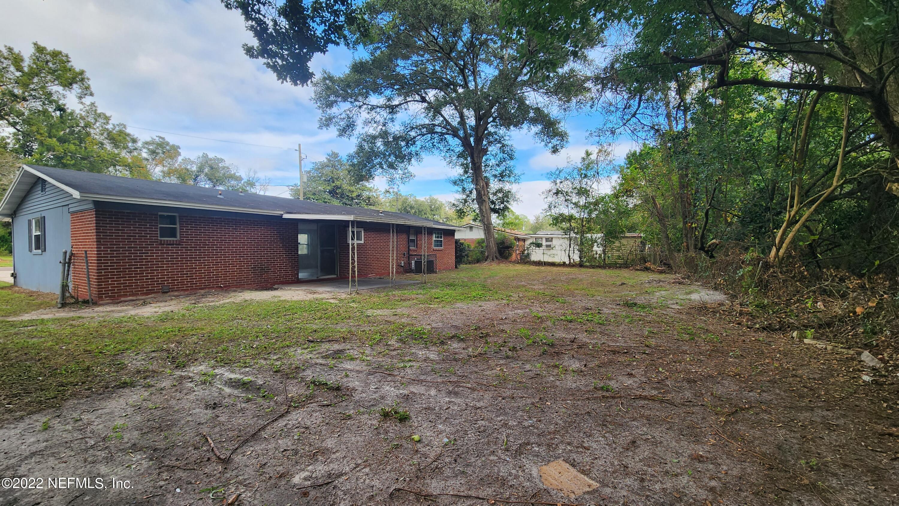 1786 Merivale Road South Jacksonville, FL 32208 - Photo 16 of 16 20221116_143315