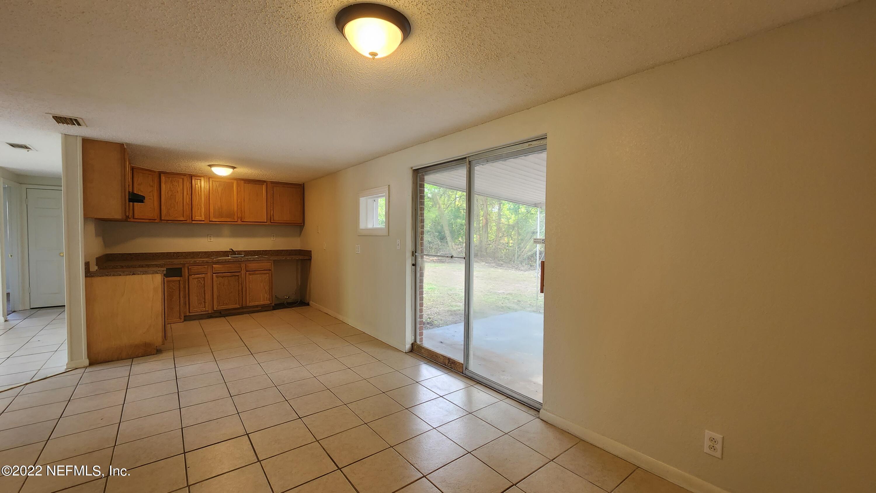 1786 Merivale Road South Jacksonville, FL 32208 - Photo 9 of 16 20221116_142756