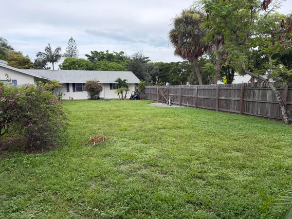 $1,900 | 3778 Nokomis Avenue, Westgate, FL 33409