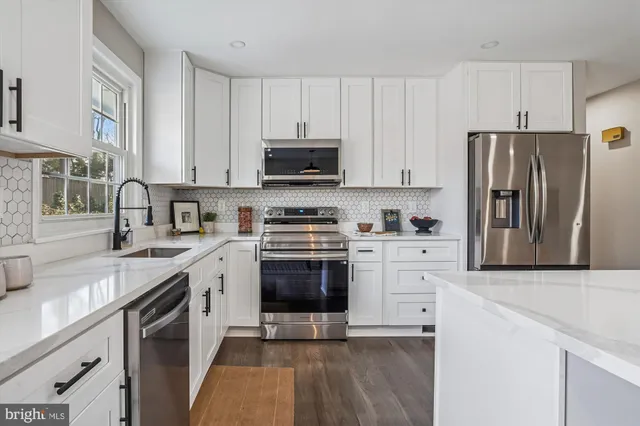 $649,000 | 504 Grandin Avenue, Severna Park, MD 21146