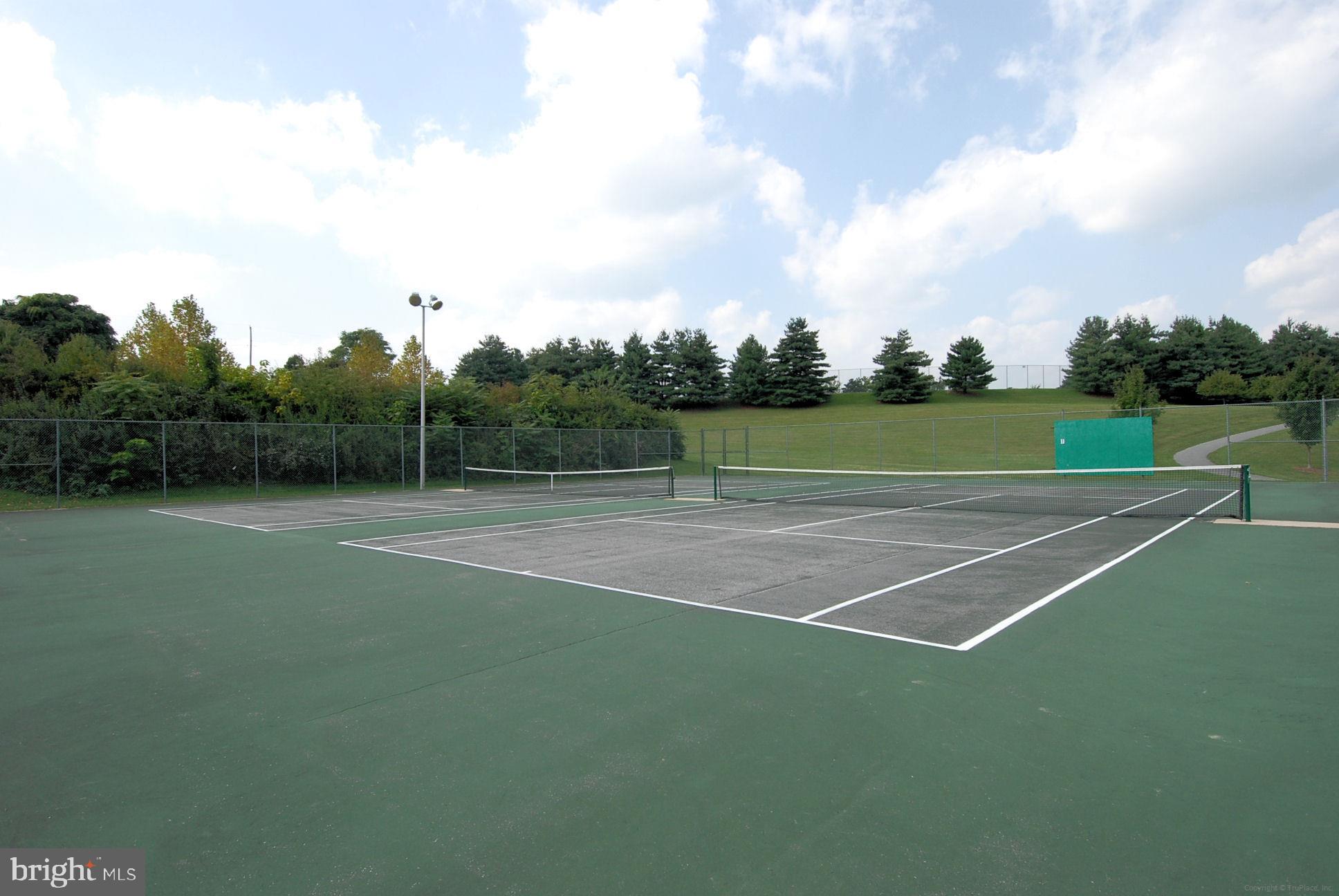 25510 Coltrane Drive Damascus, MD 20872 - Photo 34 of 50 a view of tennis court