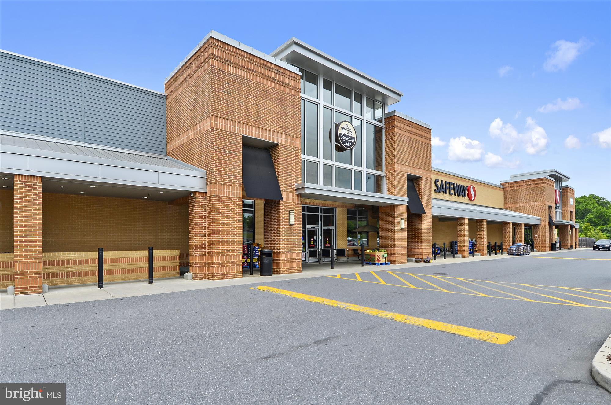 25510 Coltrane Drive Damascus, MD 20872 - Photo 44 of 50 Safeway